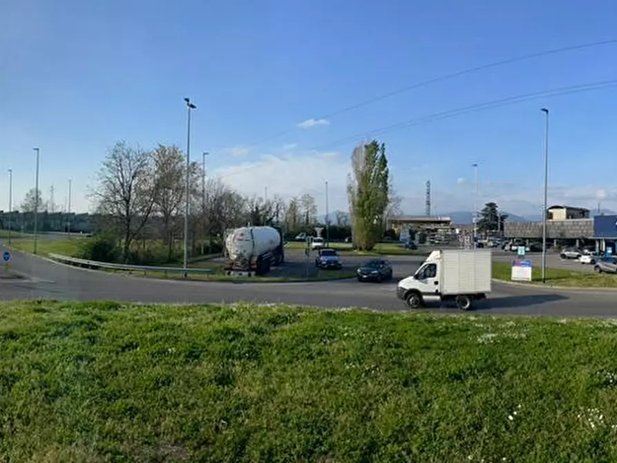 Immagine 6 di Locale commerciale in affitto  in Via Don Bergomi 64 a Brescia