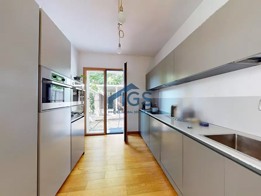 Immagine 7 di Quadrilocale in vendita  in Viale Italia 14c a Brescia