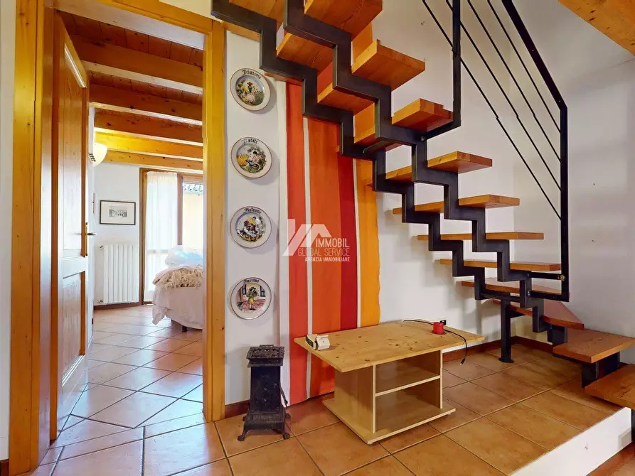 Immagine 7 di Bilocale in vendita  in Via dell'Albera a Gardone Riviera