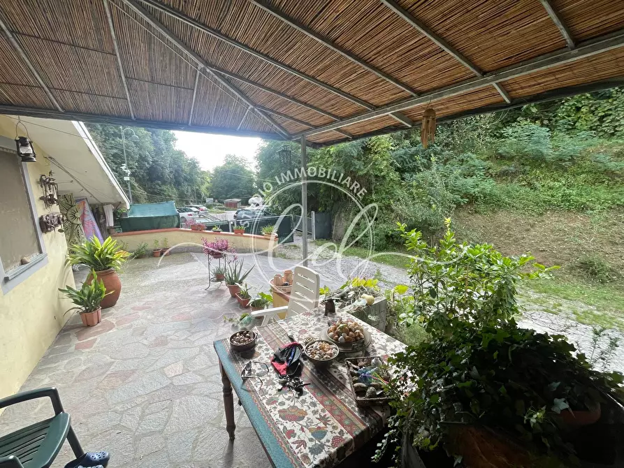 Immagine 39 di Porzione di casa in vendita  a Massarosa