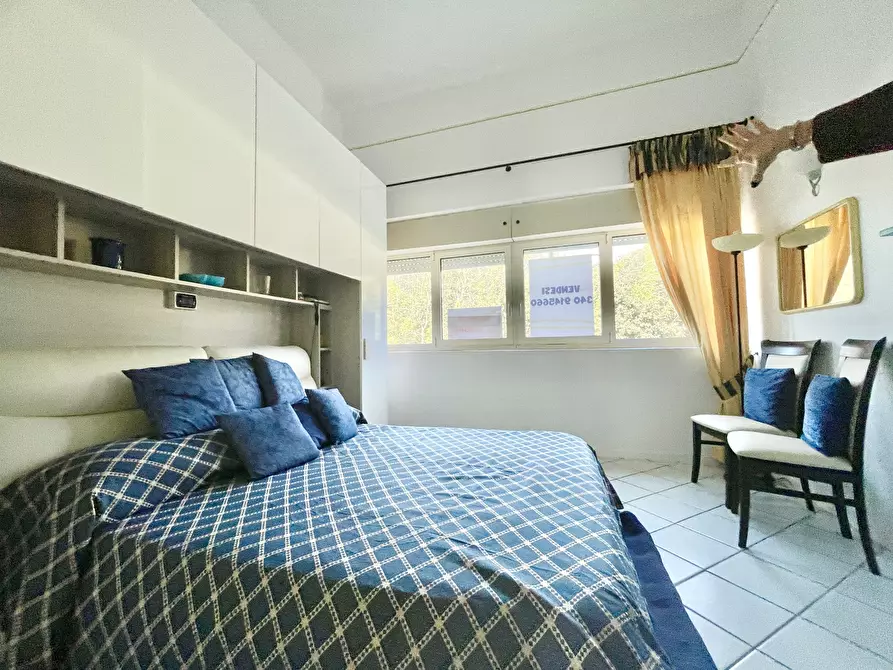 Immagine 35 di Trilocale in vendita  a Pietrasanta