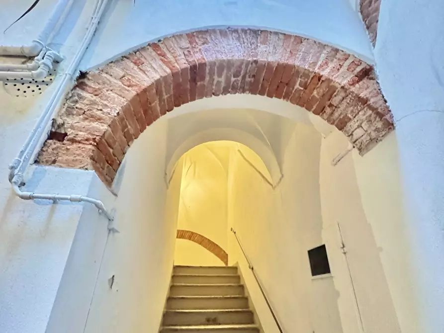 Immagine 36 di Appartamento in vendita  a Pietrasanta