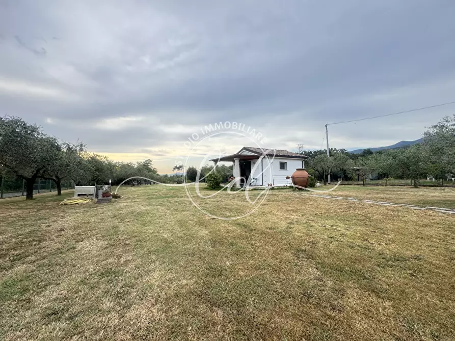Immagine 1 di Terreno edificabile in vendita  a Ortonovo