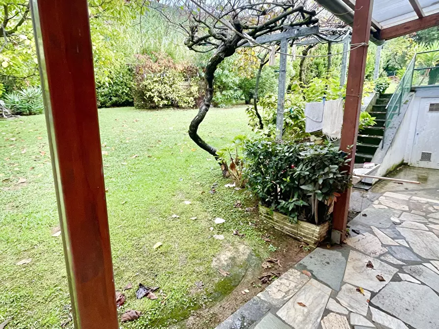 Immagine 66 di Casa indipendente in vendita  a Seravezza