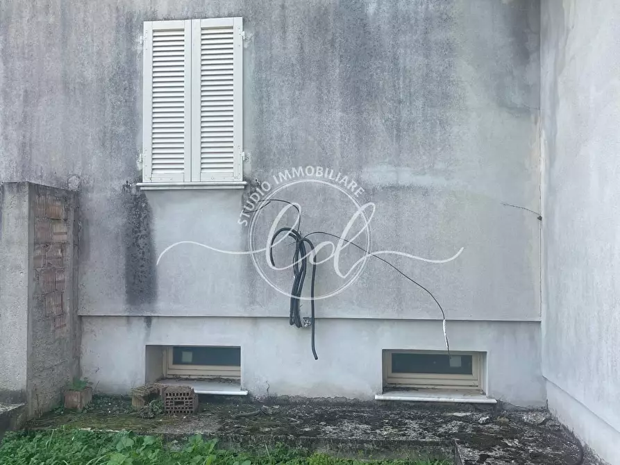 Immagine 35 di Porzione di casa in vendita  a Camaiore
