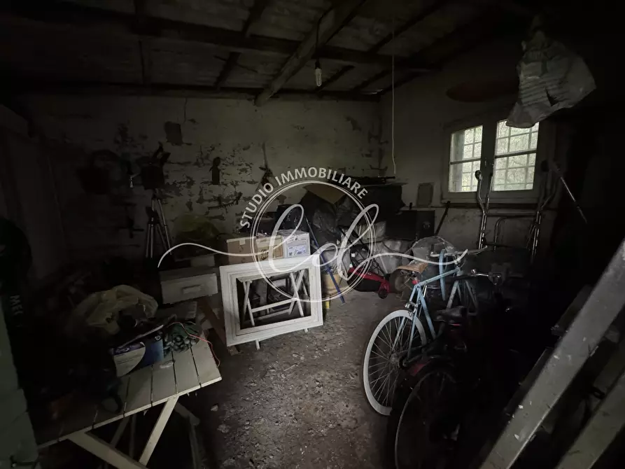 Immagine 92 di Terratetto in vendita  a Seravezza