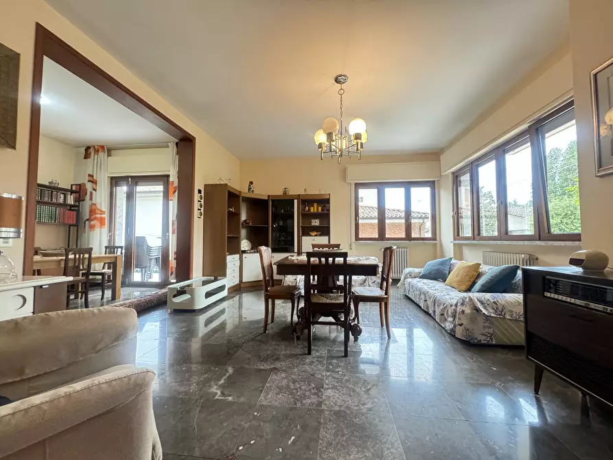 Immagine 4 di Quadrilocale in affitto  a Pietrasanta