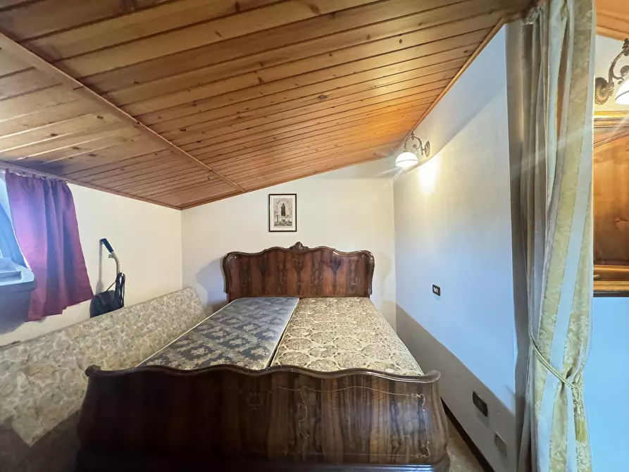 Immagine 60 di Casa indipendente in vendita  a Viareggio