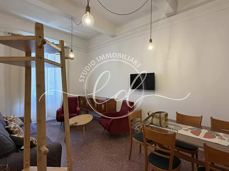 Immagine 3 di Trilocale in affitto  a Pietrasanta