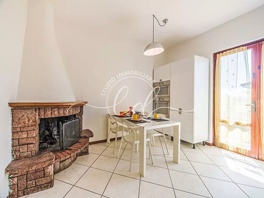 Immagine 6 di Quadrilocale in vendita  a Pietrasanta