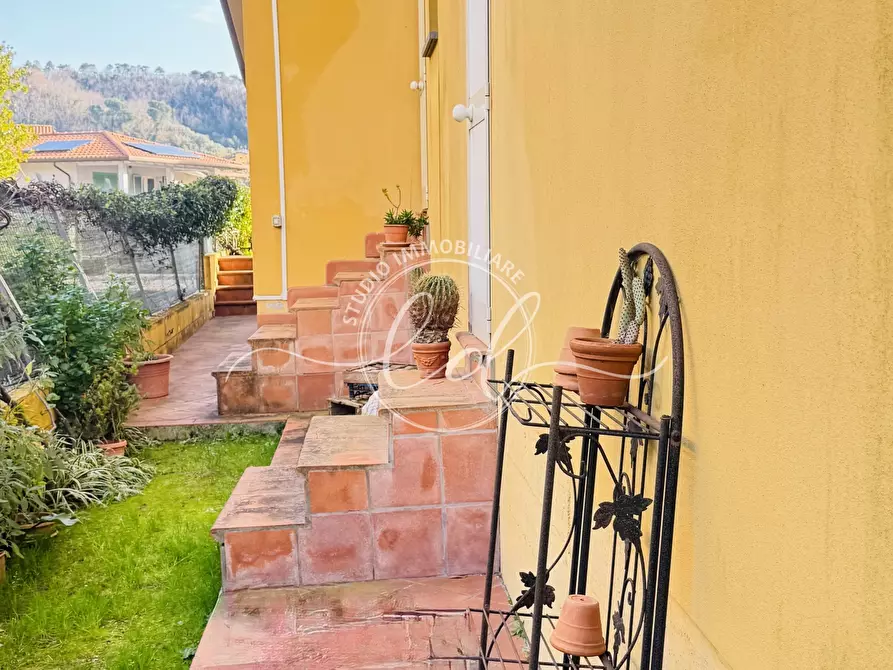 Immagine 90 di Casa indipendente in vendita  a Massarosa