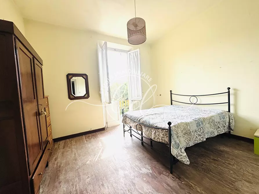 Immagine 48 di Pentalocale in vendita  a Lucca