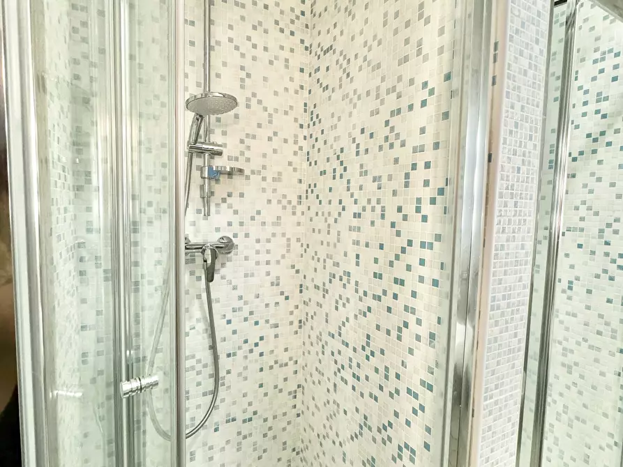 Immagine 58 di Porzione di casa in vendita  a Forte Dei Marmi