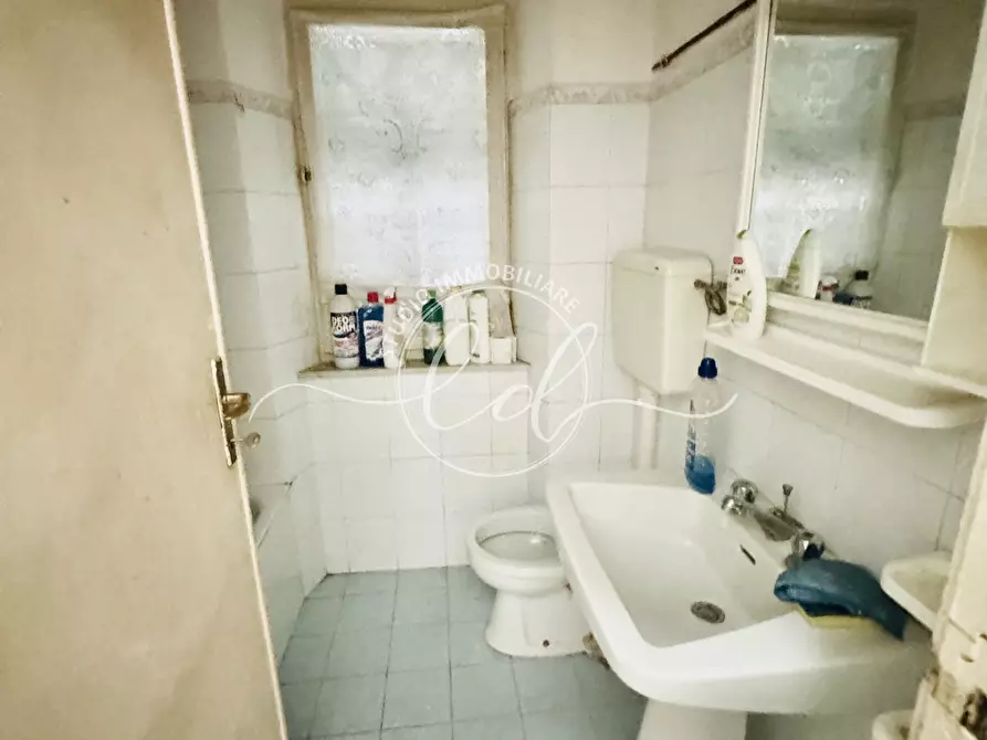 Immagine 39 di Quadrilocale in vendita  a Seravezza