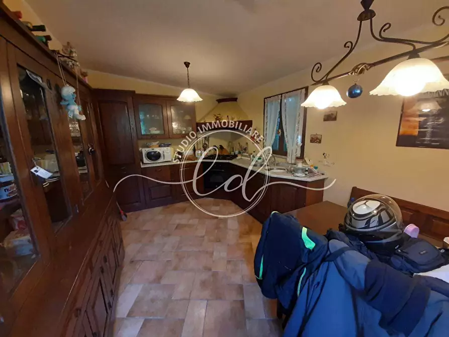 Immagine 5 di Casa indipendente in vendita  a Pietrasanta