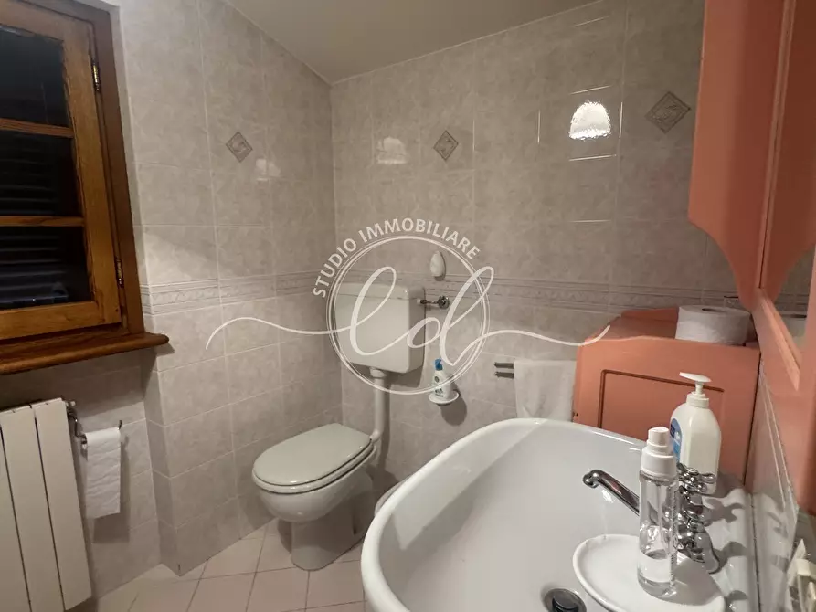 Immagine 54 di Casa indipendente in vendita  a Massarosa