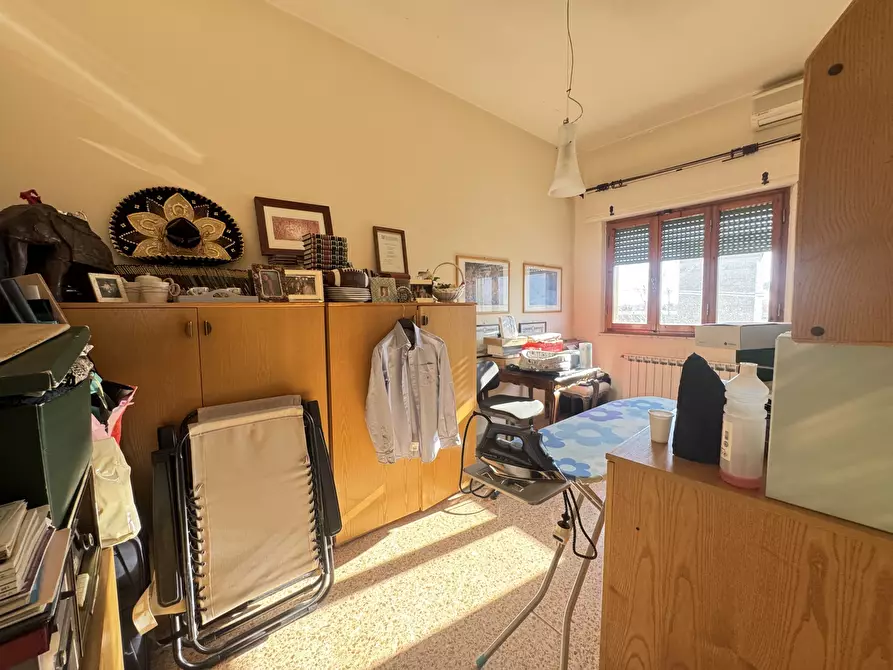 Immagine 21 di Quadrilocale in vendita  a Pietrasanta