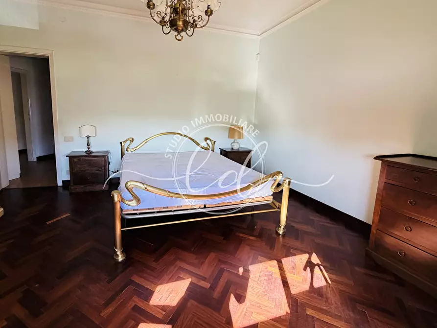 Immagine 60 di Casa indipendente in vendita  a Pietrasanta
