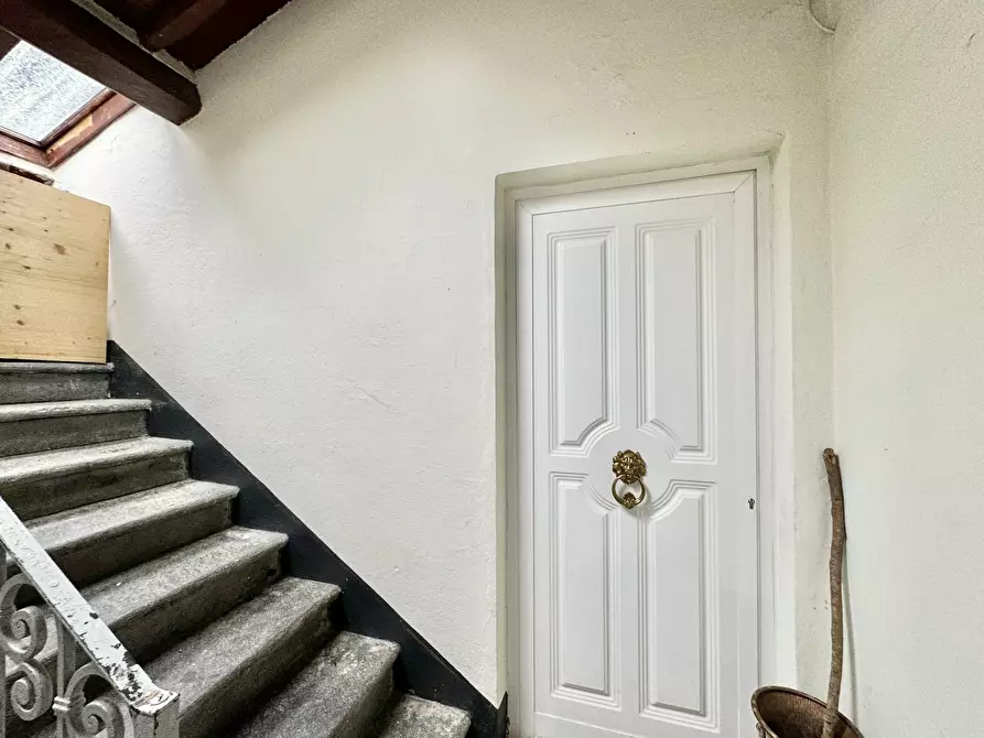 Immagine 34 di Quadrilocale in vendita  a Seravezza