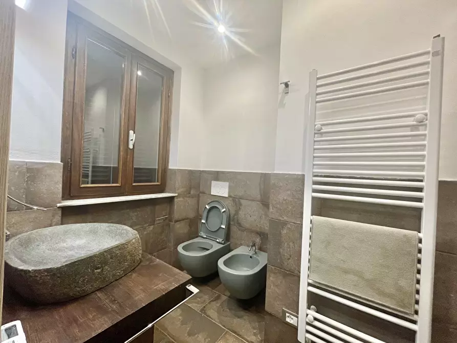 Immagine 77 di Porzione di casa in affitto  a Pietrasanta