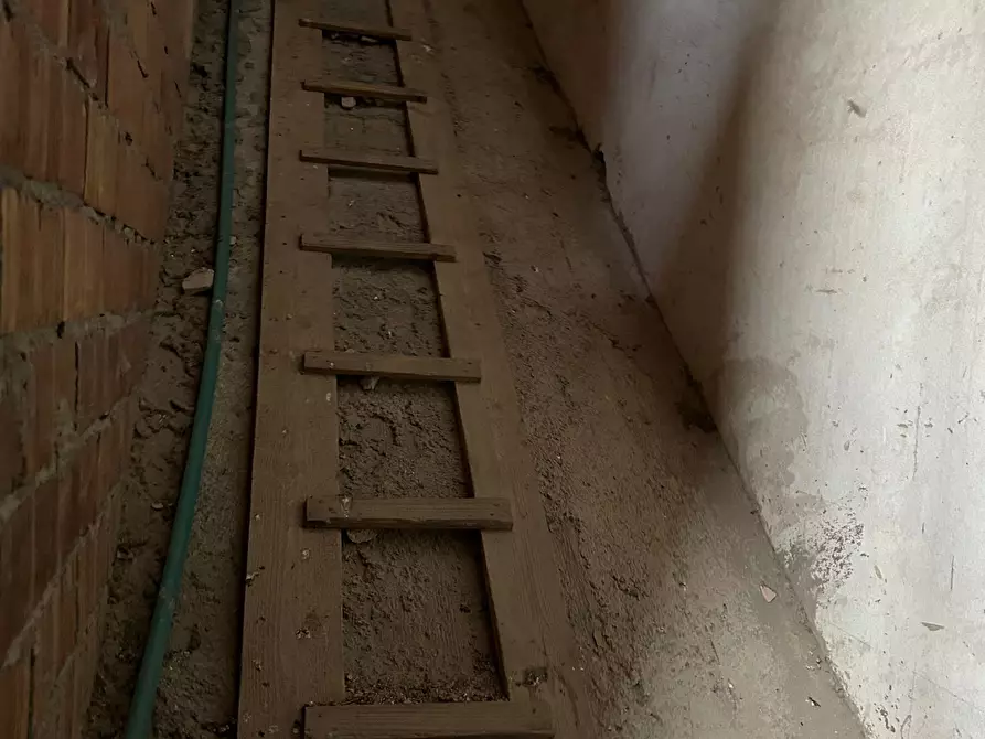 Immagine 24 di Porzione di casa in vendita  a Pietrasanta