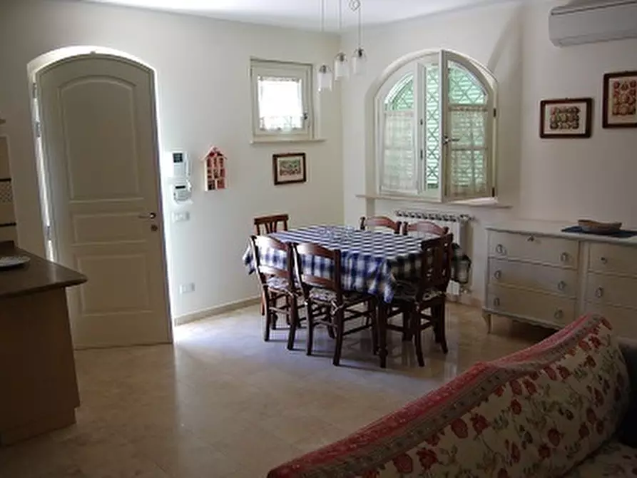 Immagine 5 di Casa indipendente in affitto  a Montignoso