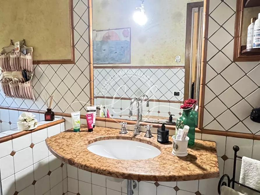 Immagine 54 di Casa indipendente in vendita  a Massarosa