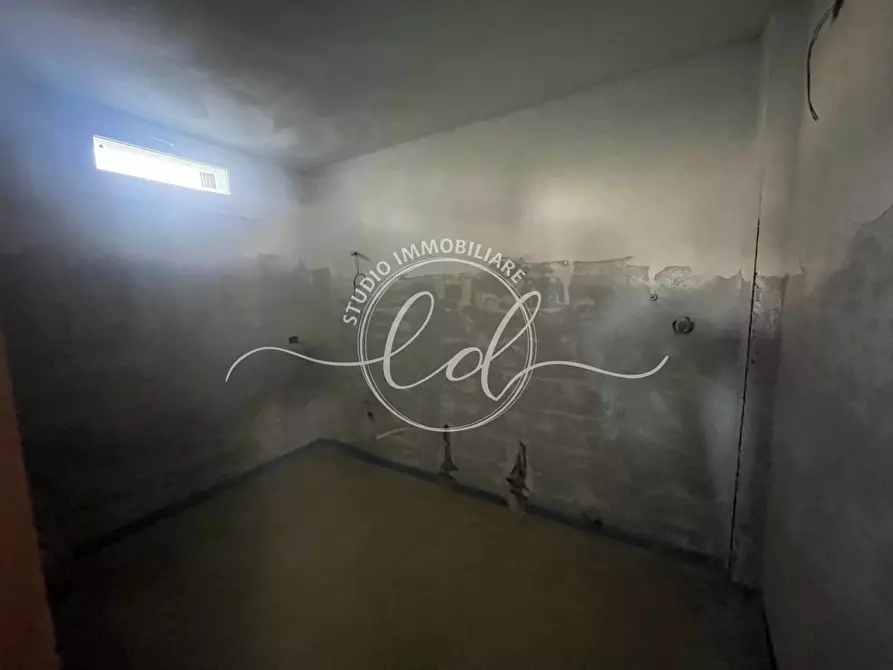 Immagine 30 di Porzione di casa in vendita  a Camaiore