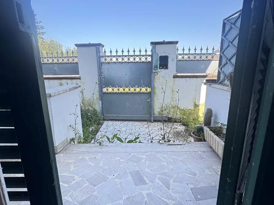 Immagine 10 di Casa indipendente in vendita  a Seravezza