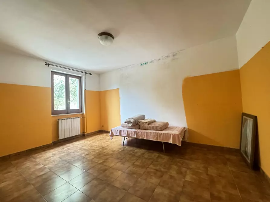 Immagine 34 di Porzione di casa in vendita  a Pietrasanta