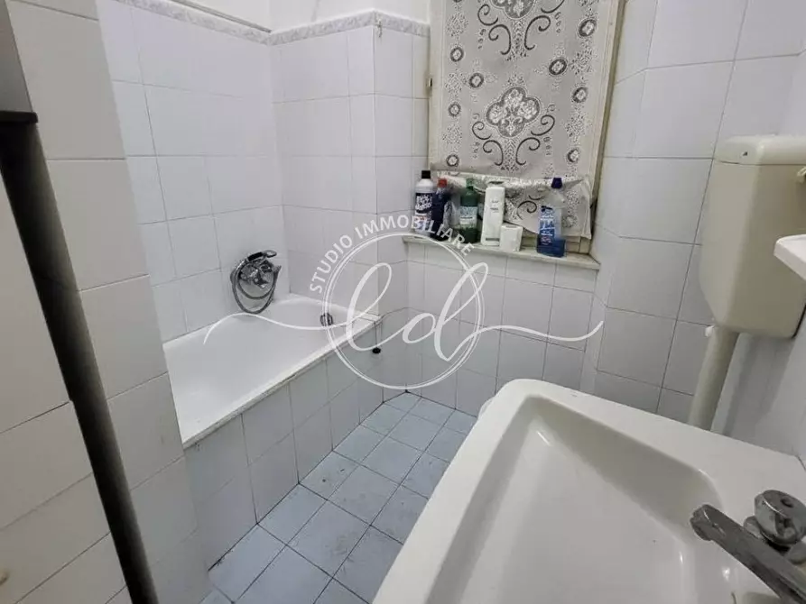 Immagine 40 di Quadrilocale in vendita  a Seravezza