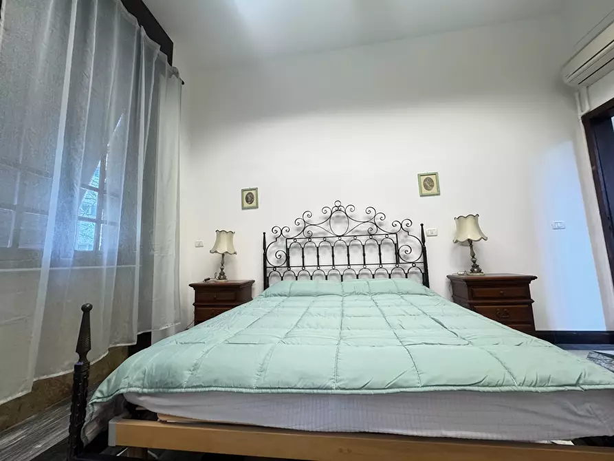 Immagine 62 di Rustico / casale in affitto  a Pietrasanta