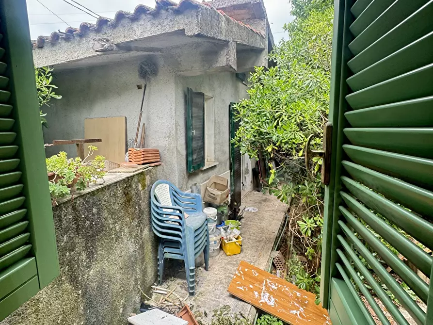 Immagine 59 di Porzione di casa in vendita  a Pietrasanta