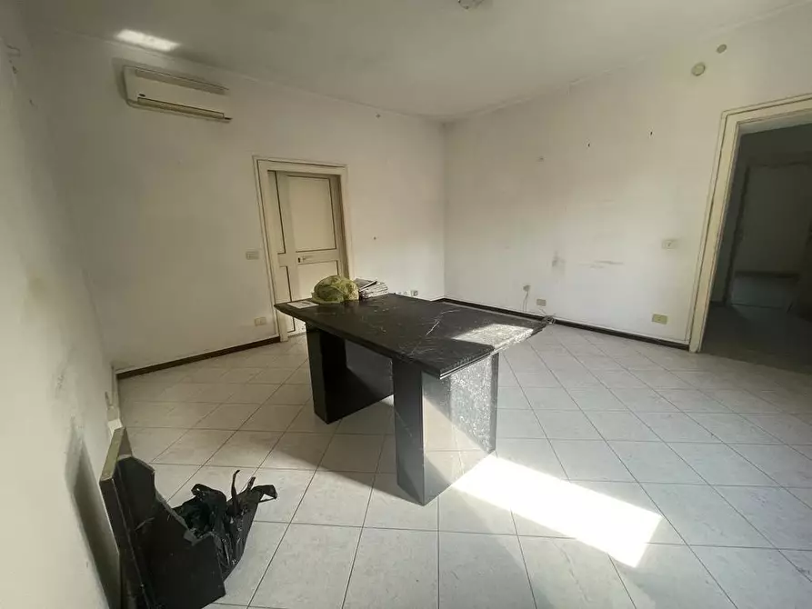 Immagine 14 di Casa indipendente in vendita  a Montignoso