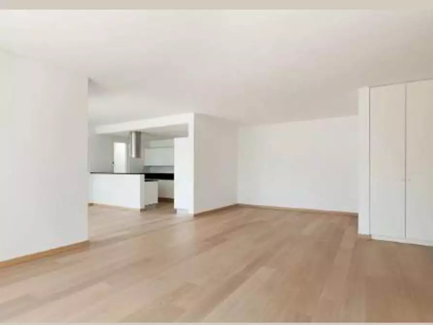 Immagine 4 di Villetta a schiera in vendita  a Pietrasanta