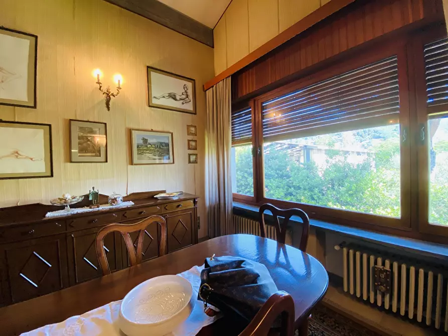 Immagine 76 di Casa indipendente in vendita  a Seravezza