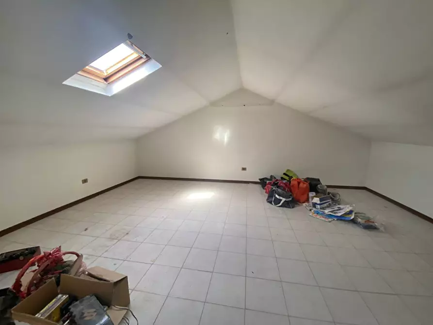 Immagine 29 di Porzione di casa in vendita  a Pietrasanta