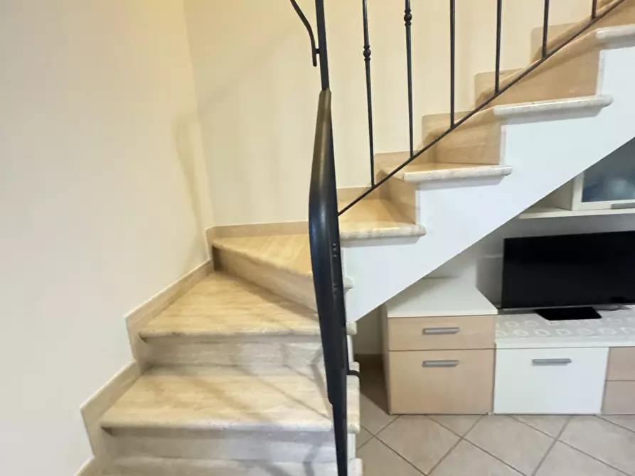 Immagine 17 di Casa indipendente in affitto  a Pietrasanta