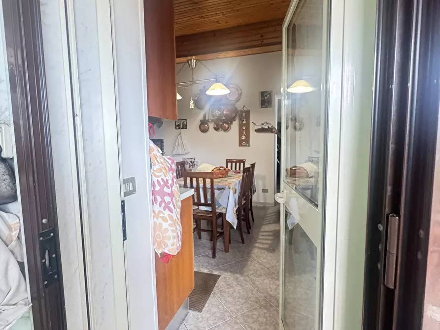 Immagine 14 di Quadrilocale in vendita  a Massa