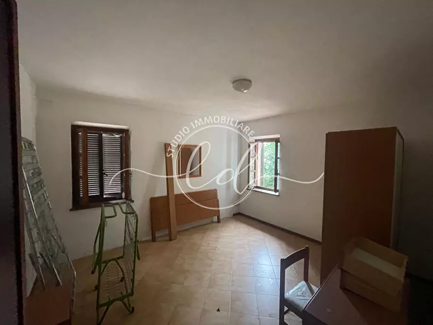 Immagine 6 di Porzione di casa in vendita  a Camaiore