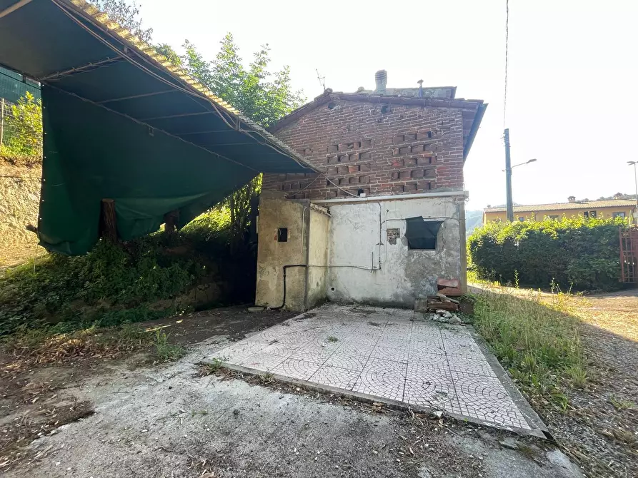 Immagine 10 di Rustico / casale in vendita  a Camaiore