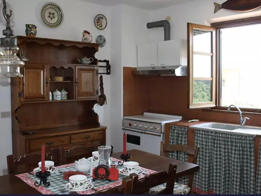 Immagine 72 di Casa indipendente in vendita  a Massarosa