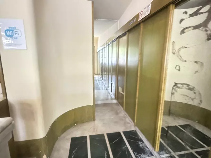 Immagine 8 di Bar / Ristorante in affitto  a Pietrasanta