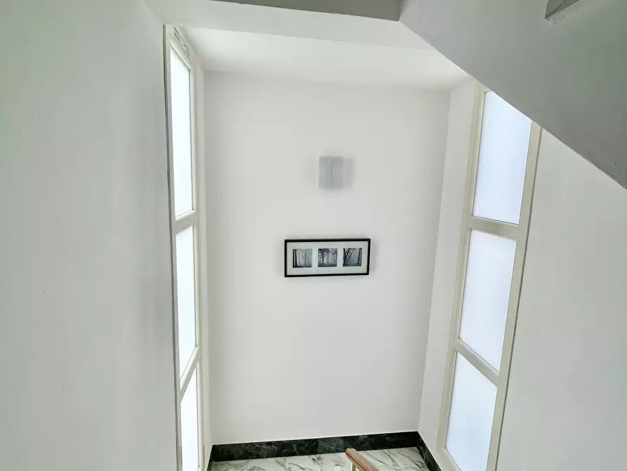 Immagine 41 di Quadrilocale in vendita  a Seravezza