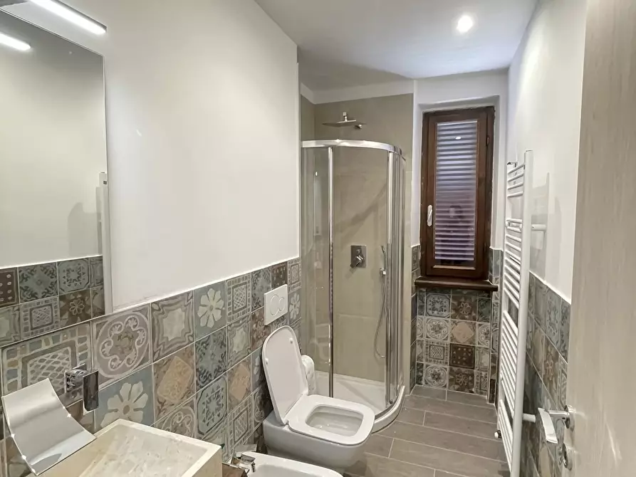 Immagine 33 di Porzione di casa in affitto  a Pietrasanta