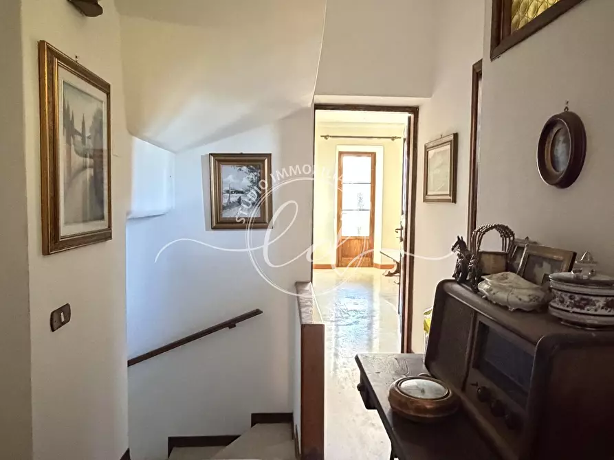Immagine 28 di Porzione di casa in vendita  a Seravezza