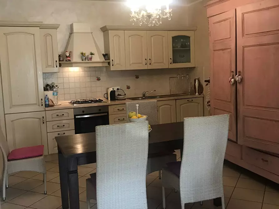 Immagine 4 di Villetta a schiera in vendita  a Seravezza