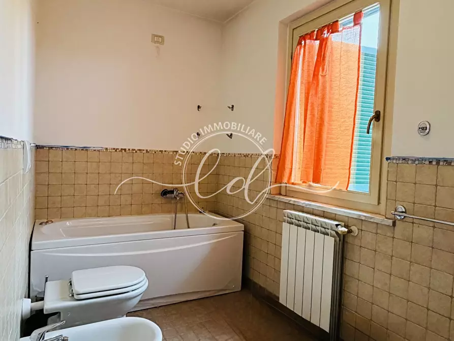 Immagine 50 di Villetta a schiera in vendita  a Pietrasanta