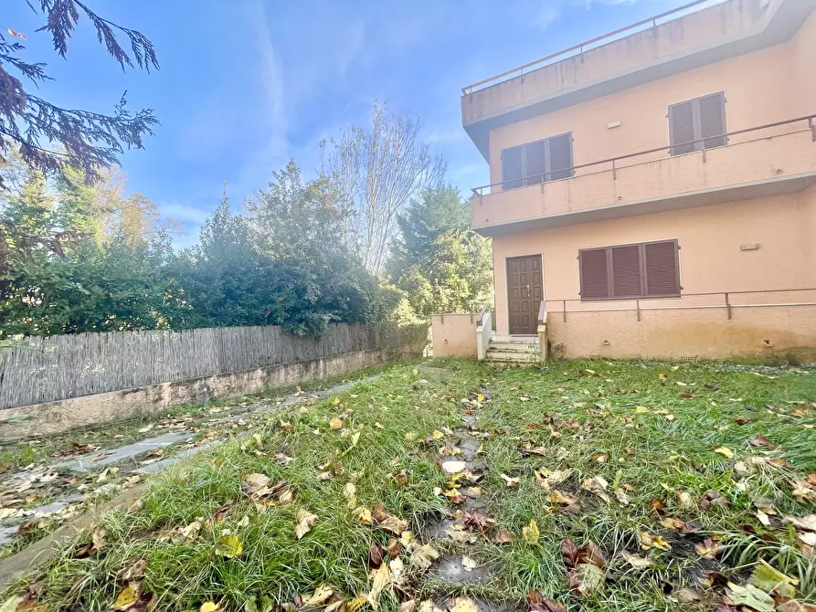 Immagine 81 di Porzione di casa in affitto  a Pietrasanta