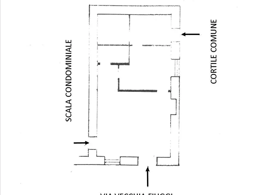 Immagine 9 di Locale commerciale in vendita  in Via Vecchia Fiuggi 20 a Fiuggi